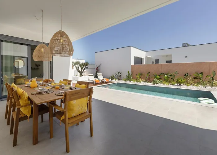 Villa 6 Silver Coast